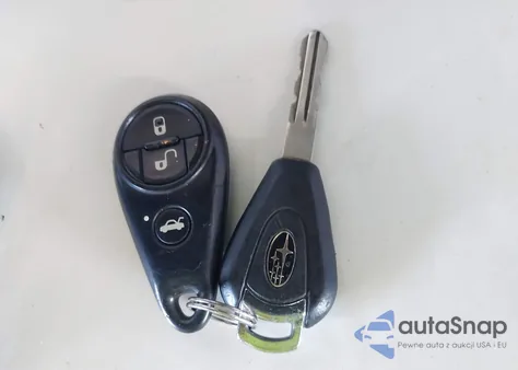 2005 Subaru Outback 2.5I из США, поврежденный, VIN 4S4BP61C857301030